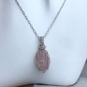 Hand wired by: Kayk Silver tone wired Rose Quartz Necklace 16” #201